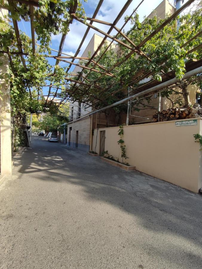 Hotelise I Bells-Of-Ireland Apartment Yerevan Luaran gambar